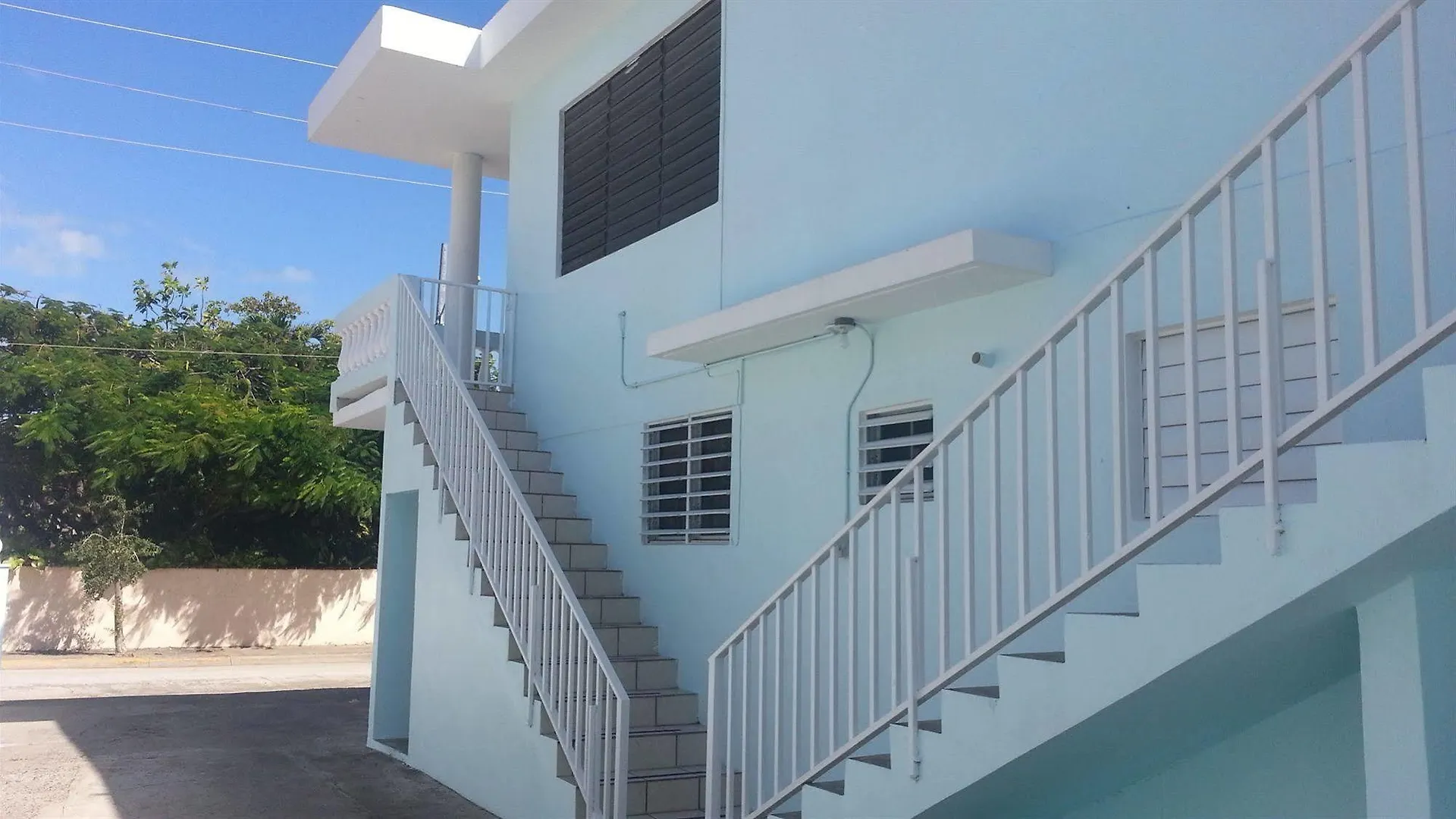 Playa Apartments Salinas